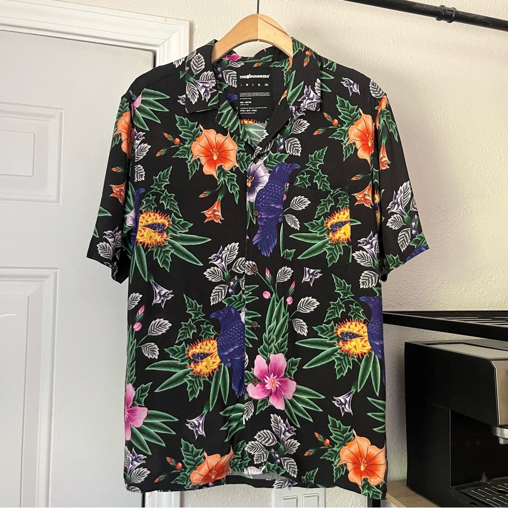 THE HUNDREDS black green tropical floral bird button‎ up short sleeve shirt